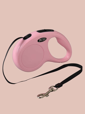 Automatic retractable pet leash in a plain multicolor design for outdoor walking with dogs or cats, made with stainless steel material.