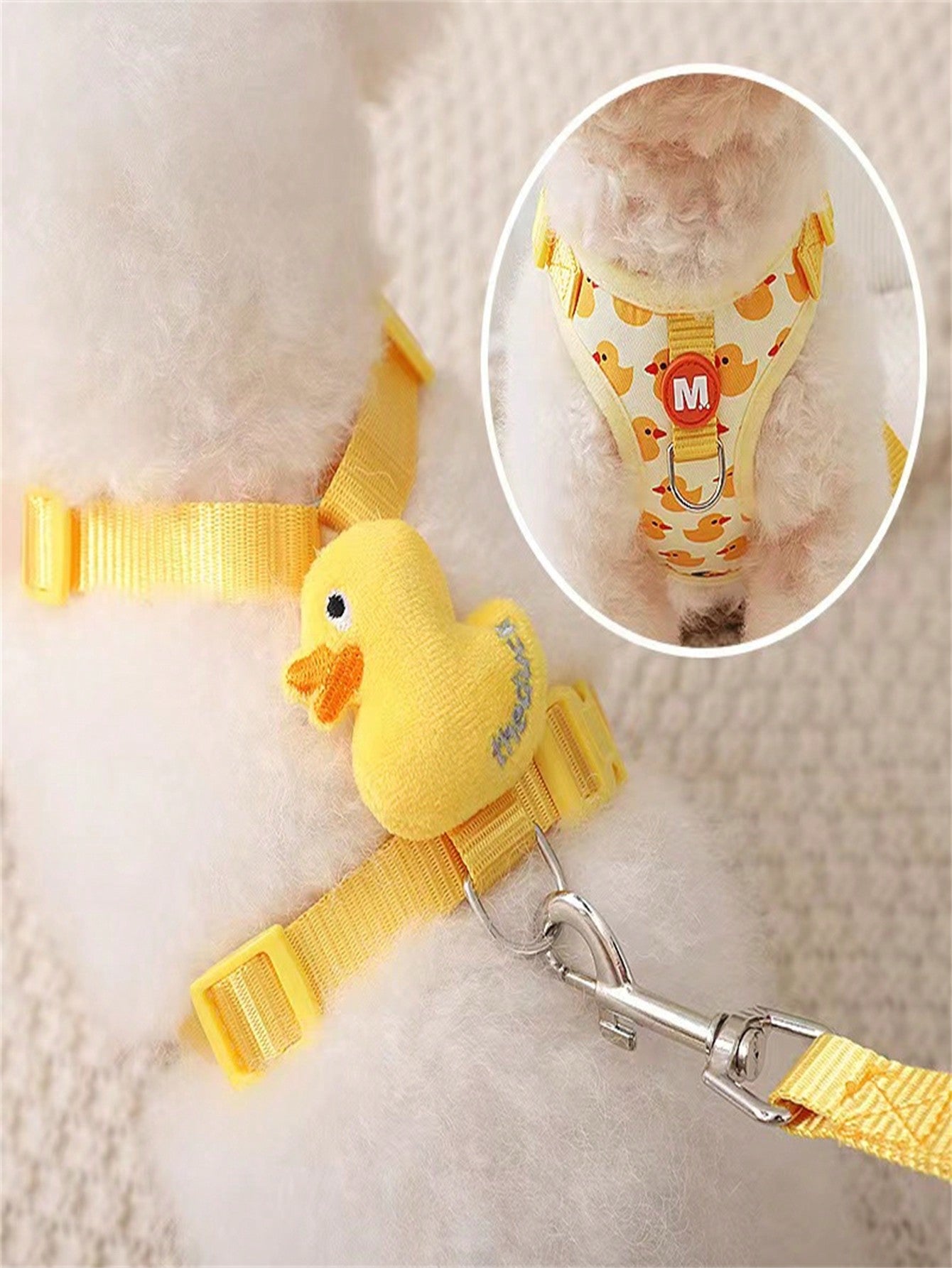 Yellow cute duck cartoon pet harness and leash set made from polyamide for cats and dogs, suitable for decoration and going out