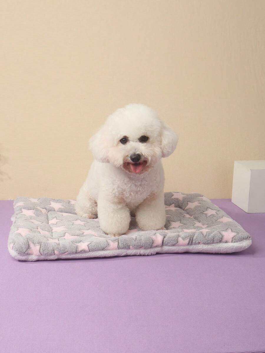 Thickened grey pet bed mat with pink star pattern designed for small and medium cats and dogs