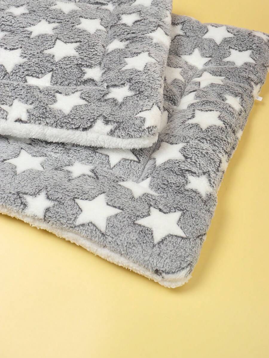 Thickened grey pet bed mat with pink star pattern designed for small and medium cats and dogs