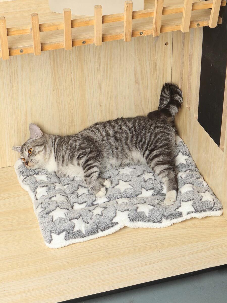 Thickened grey pet bed mat with pink star pattern designed for small and medium cats and dogs