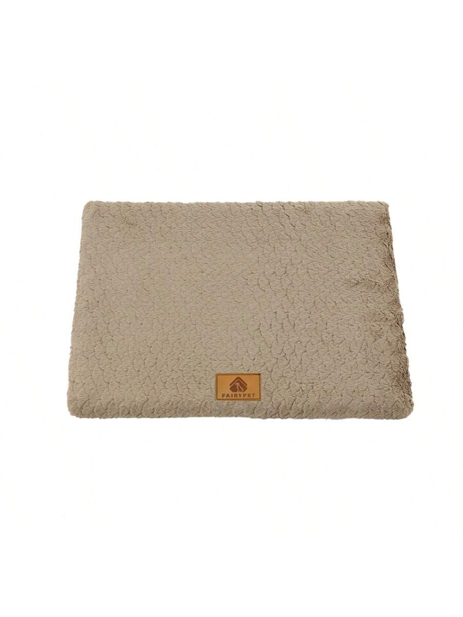 Multicolor short plush pet bed mat with removable washable cover and wavy sponge filling for dogs and cats