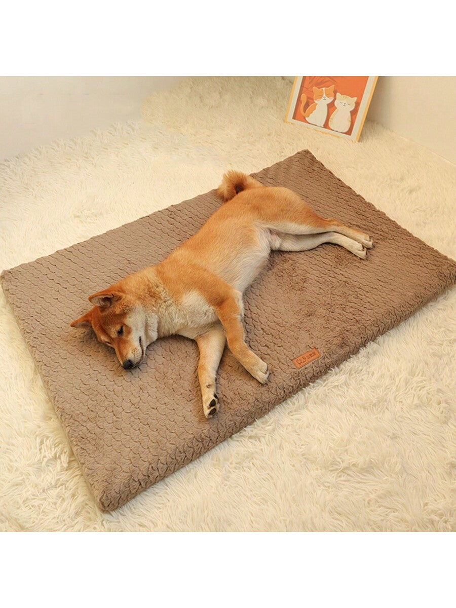 Multicolor short plush pet bed mat with removable washable cover and wavy sponge filling for dogs and cats