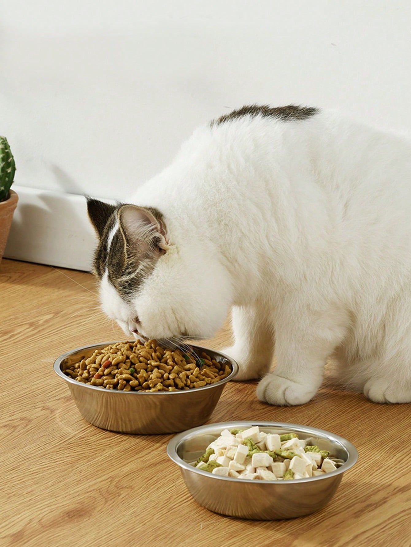 1pc/2pcs Cat/Dog Stainless Steel Bowl, Pet Food & Water Bowl, Anti-Slip Anti-Bite Durable