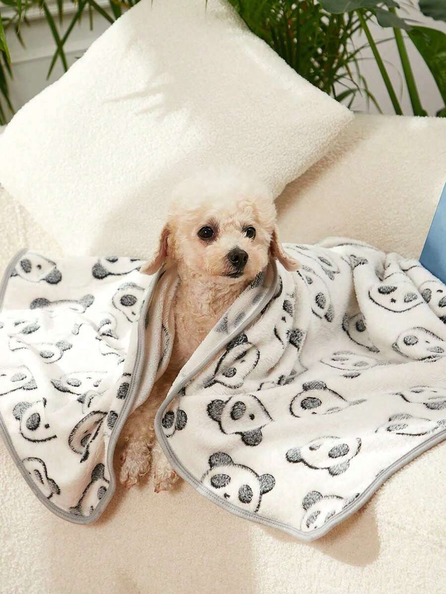 Warm plush pet blanket featuring a multicolor cartoon cat and plant print pattern, made from 100% polyester fabric for cats and dogs.