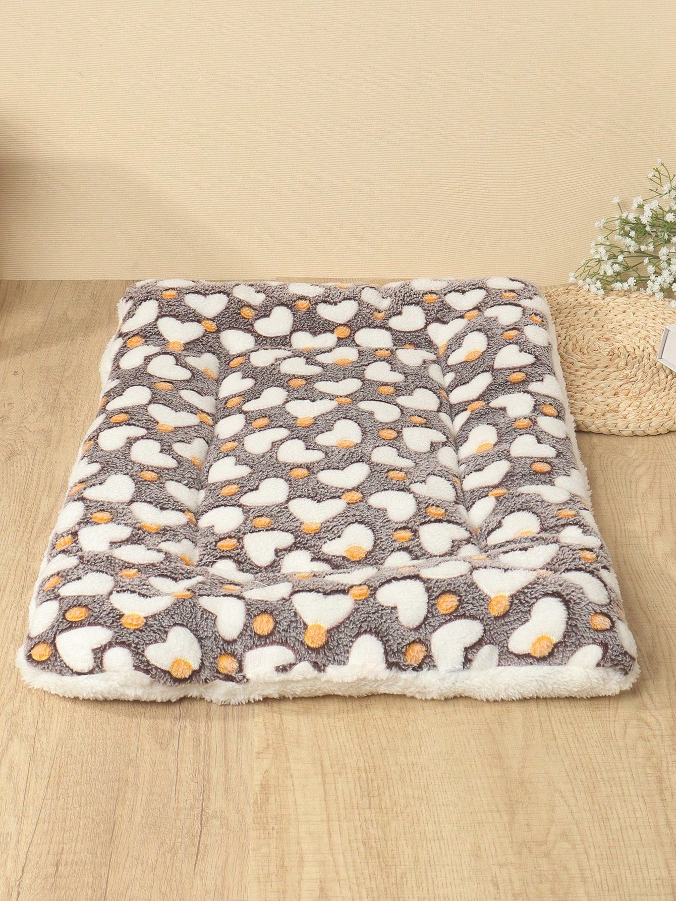 Thickened grey pet bed mat with pink star pattern designed for small and medium cats and dogs