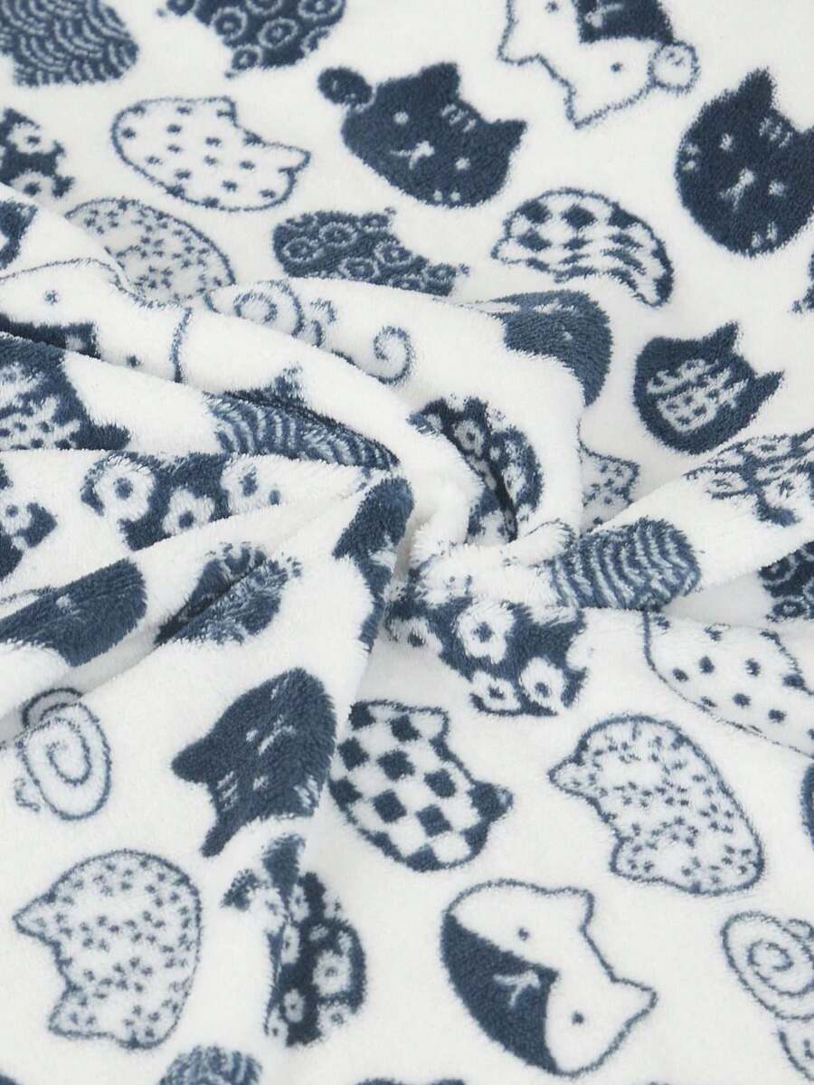 Warm plush pet blanket featuring a multicolor cartoon cat and plant print pattern, made from 100% polyester fabric for cats and dogs.