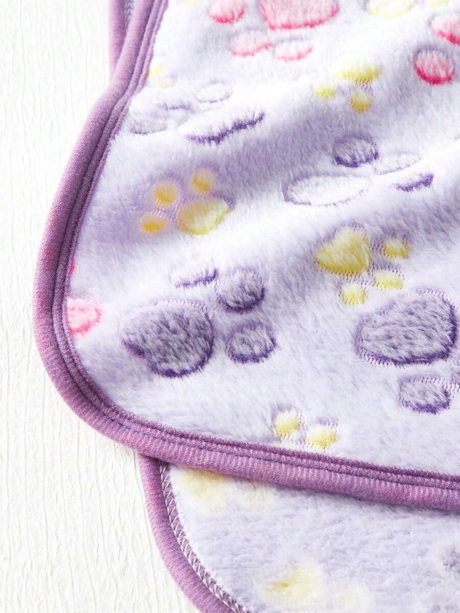 Warm plush pet blanket featuring a multicolor cartoon cat and plant print pattern, made from 100% polyester fabric for cats and dogs.