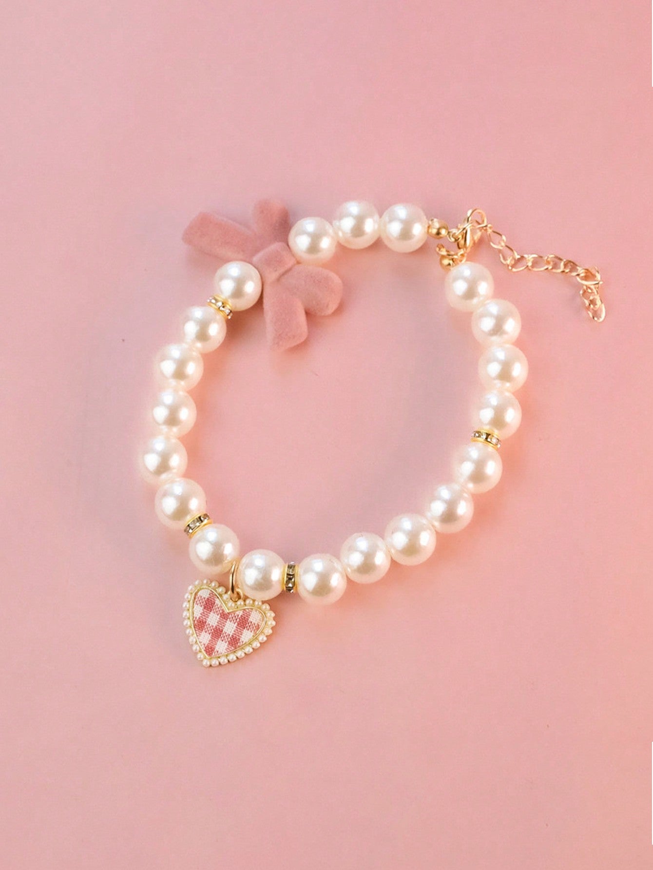 Pink adjustable pet pearl necklace collar with bowknot and heart-shaped pendant for cats and dogs