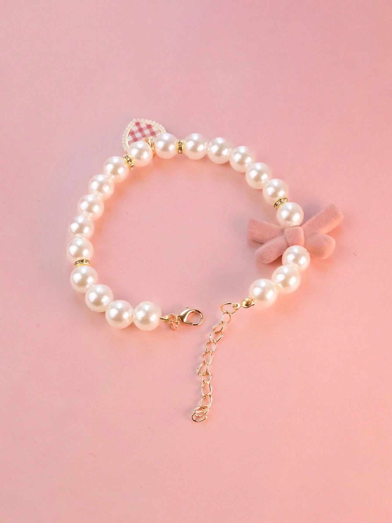 Pink adjustable pet pearl necklace collar with bowknot and heart-shaped pendant for cats and dogs