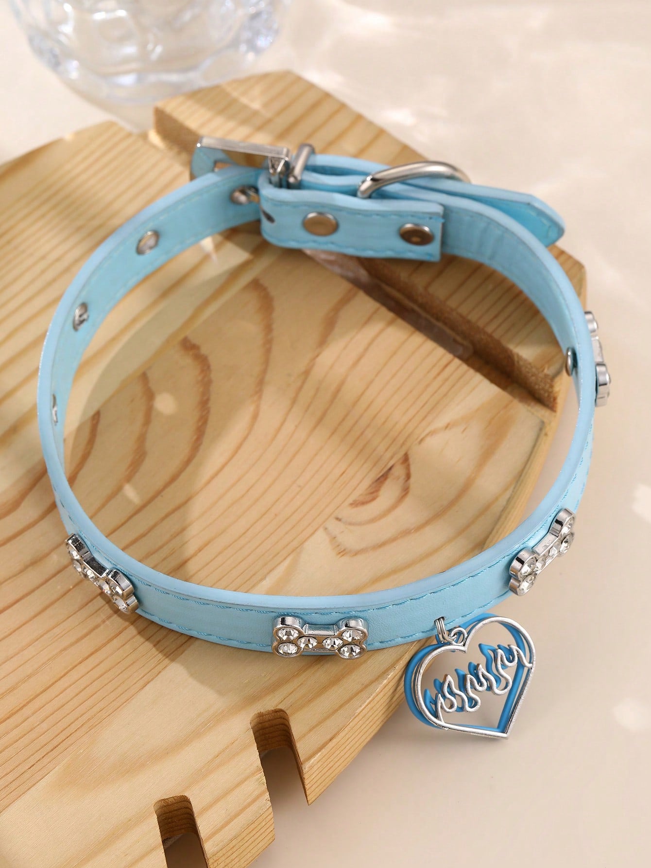 Mint blue colorblock PU pet collar necklace with bone and heart decorations and leash clip for cats and dogs