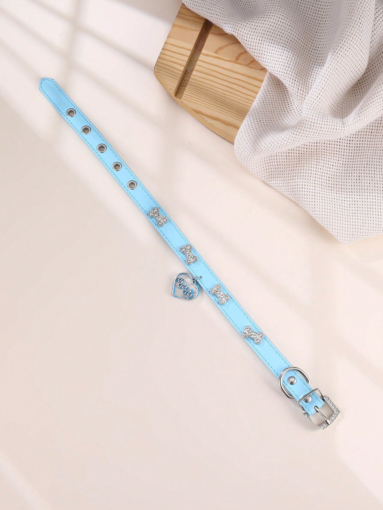 Mint blue colorblock PU pet collar necklace with bone and heart decorations and leash clip for cats and dogs