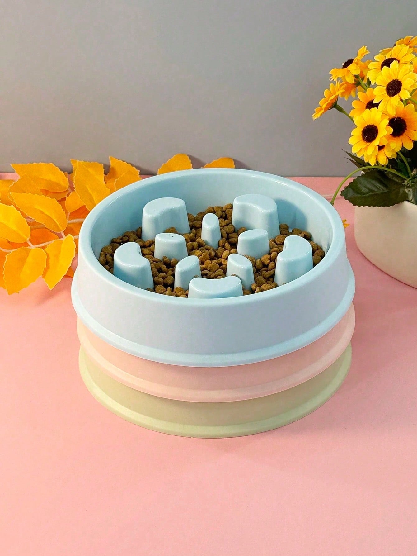 Portable Plastic Slow Feeder Eat Slow Cat Dog Bowl Puppy Kitten Feeding Food Dish Pets Slowly Puzzle Feeders Anti Choke Bowl