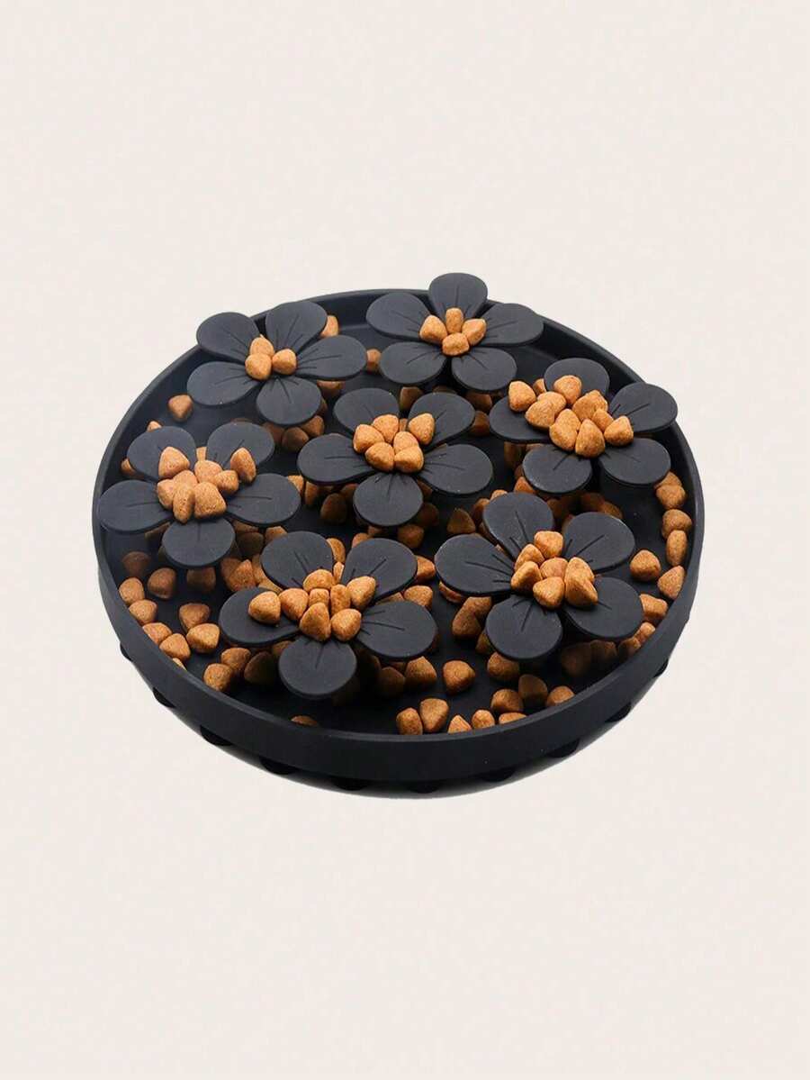Multicolor silicone pet lick plate with suction cup design and animal plant patterns for dogs and cats