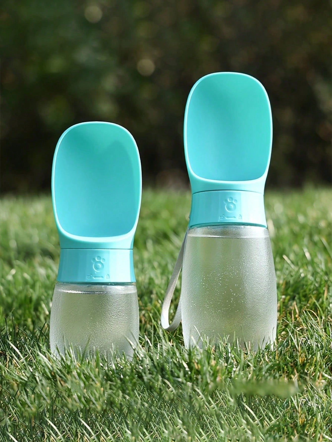 1pc Pet Outdoor Water Cup, Multifunctional Pet Water Feeder, Portable Pet Drinking Water Bottle