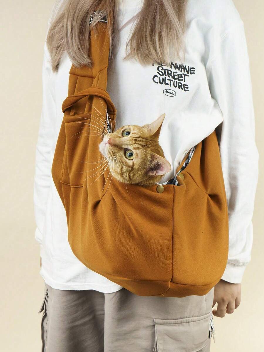 Black breathable polyester pet travel carrier bag with shoulder strap for cats and small dogs