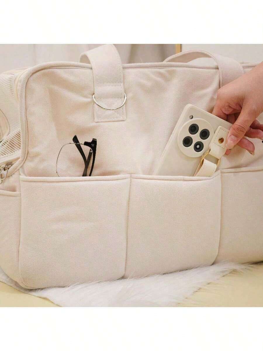 Multicolor Korean fashion breathable pet shoulder carry bag in 100% polyester for portable dog and cat travel.