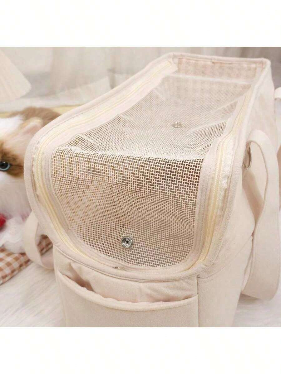 Multicolor Korean fashion breathable pet shoulder carry bag in 100% polyester for portable dog and cat travel.