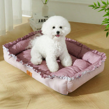 Plaid trimmed soft cooling pet bed mat for cats and dogs made of 100% polyester