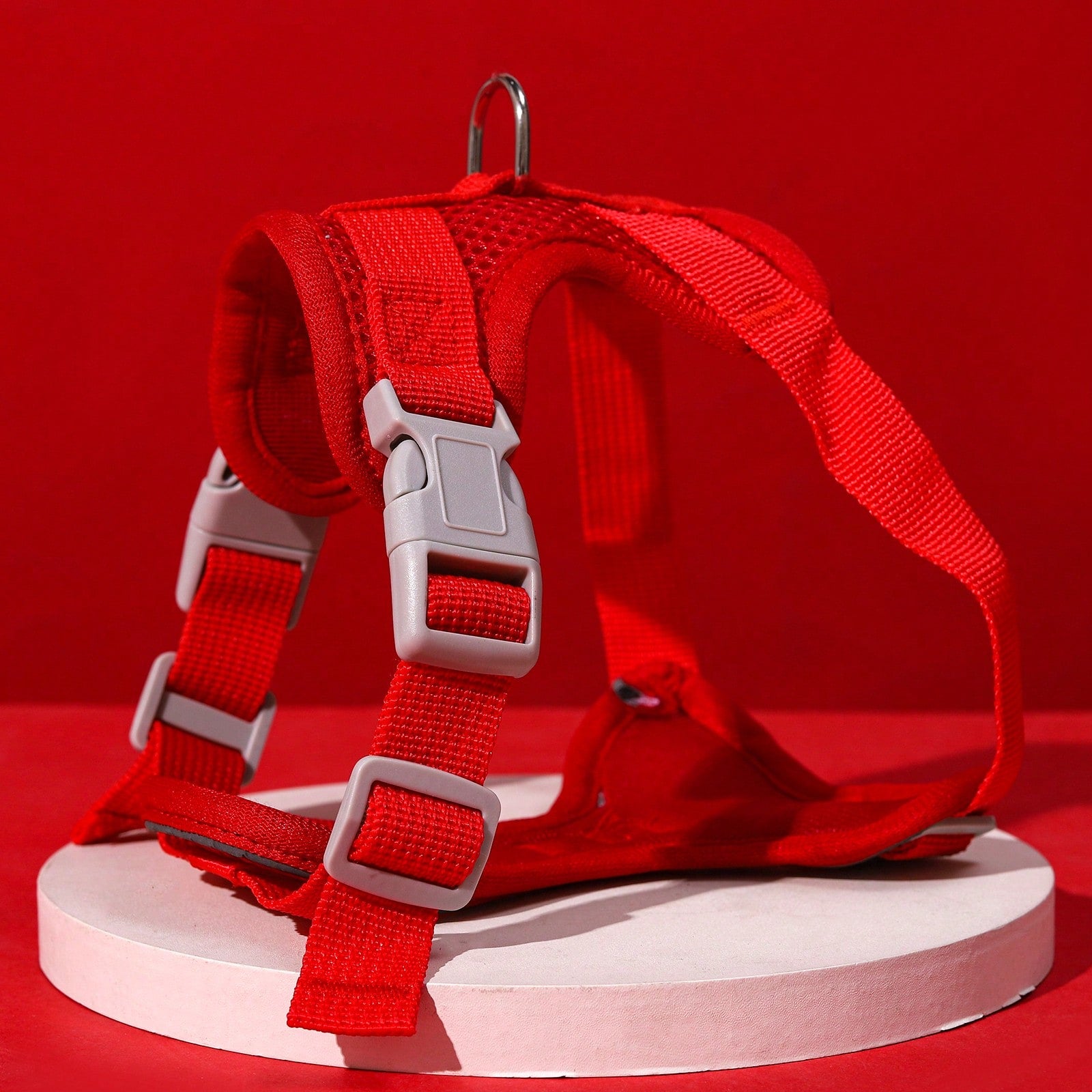 Red colorblock polyester pet chest harness suitable for cats and dogs