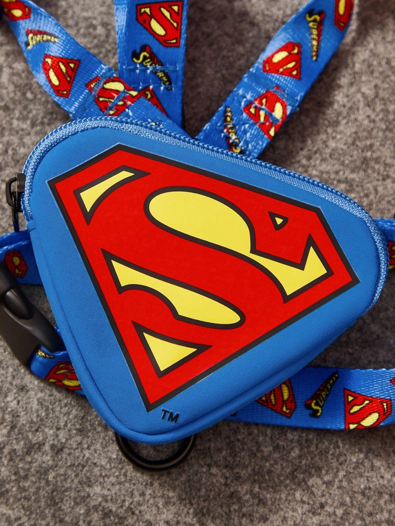 Multicolor cartoon pattern pet collar and leash set with adjustable polyester straps and portable storage bag for cats and dogs
