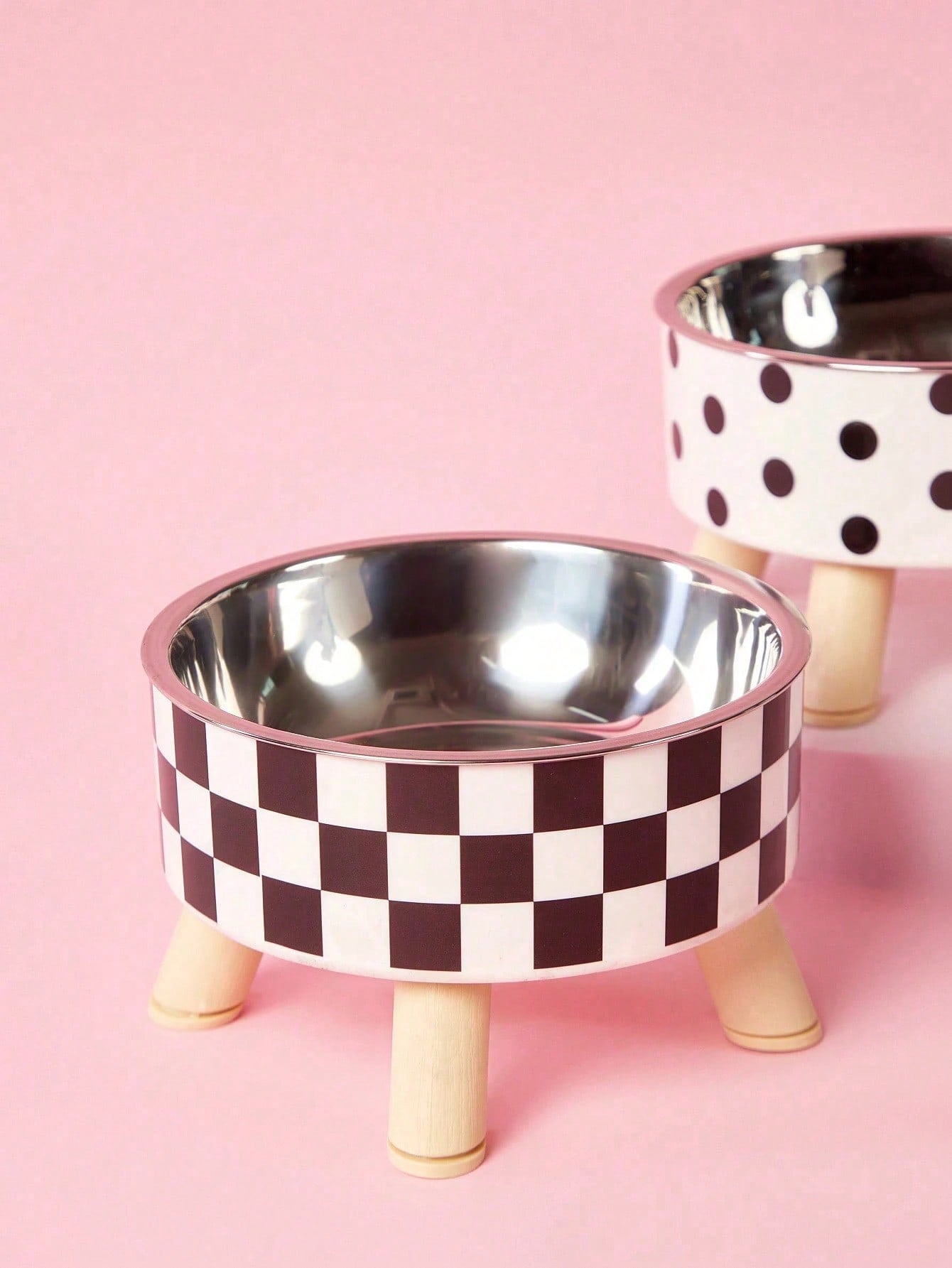 1-Piece Premium Stainless Steel And Plastic Pet Bowl - White Checkered Design - Suitable For Cats - Easy To Install, Super Easy To Clean, Durable - Let Your Beloved Pet Enjoy Fun And Stylish Mealtimes!