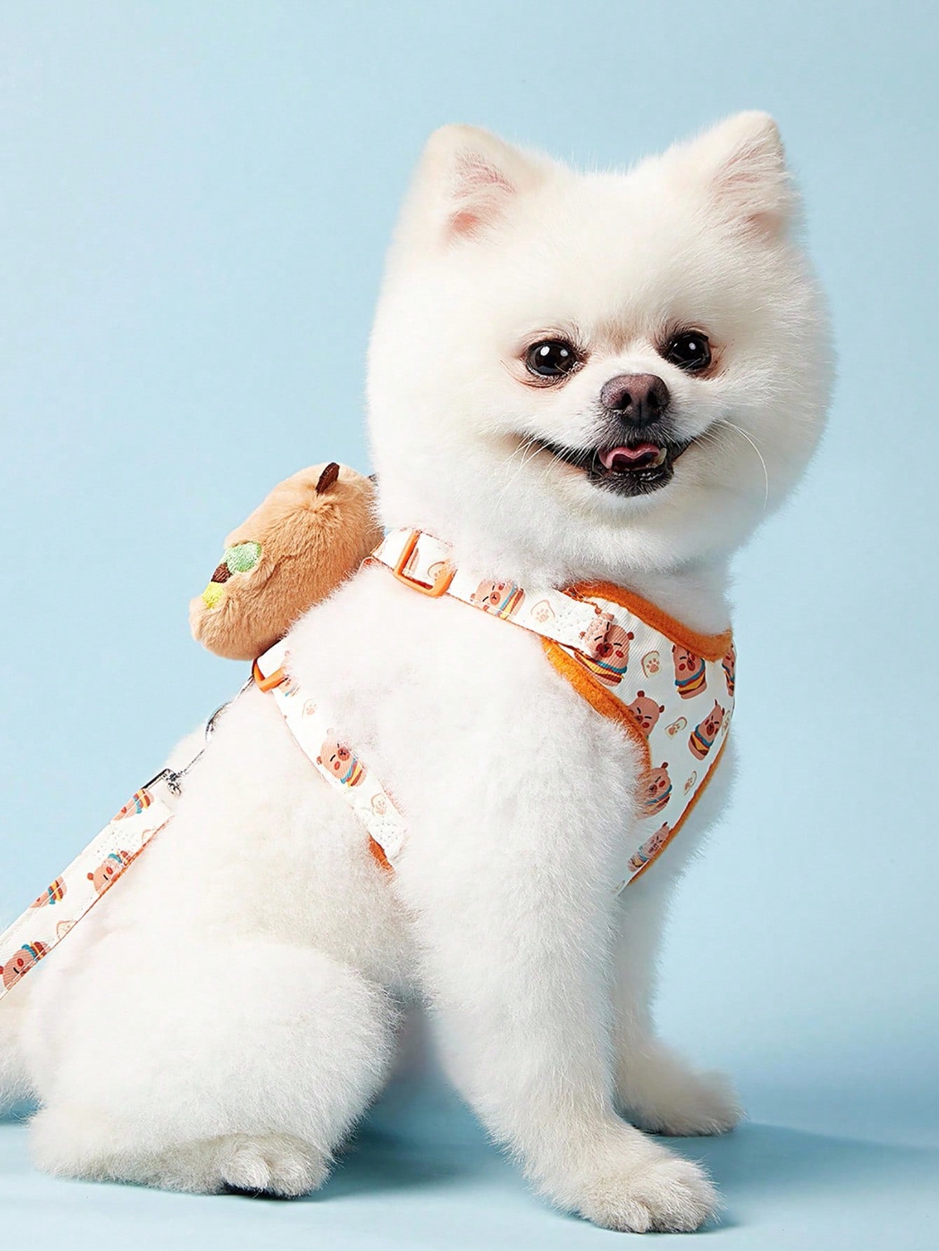 Multicolor polyester chest harness and leash set for cats and dogs with cute hamburger and hamster cartoon print.