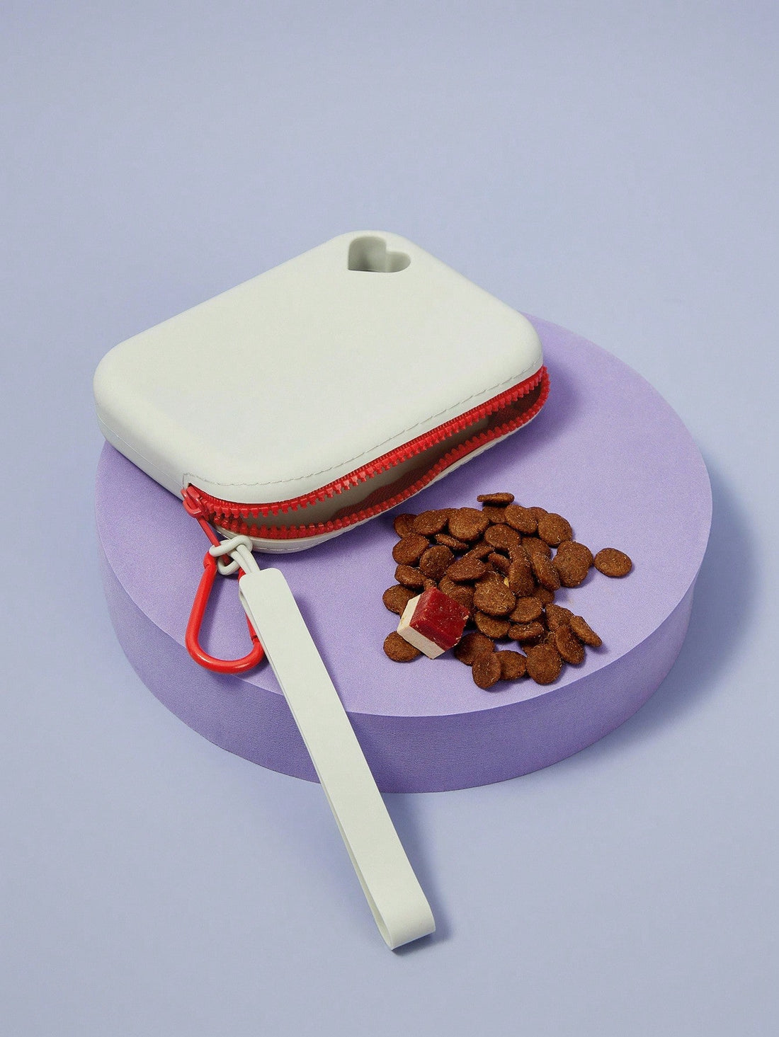 1pc Silicone Pet Treat Pouch, Portable Training Bag For Travel Dog Outing Dog Stuff