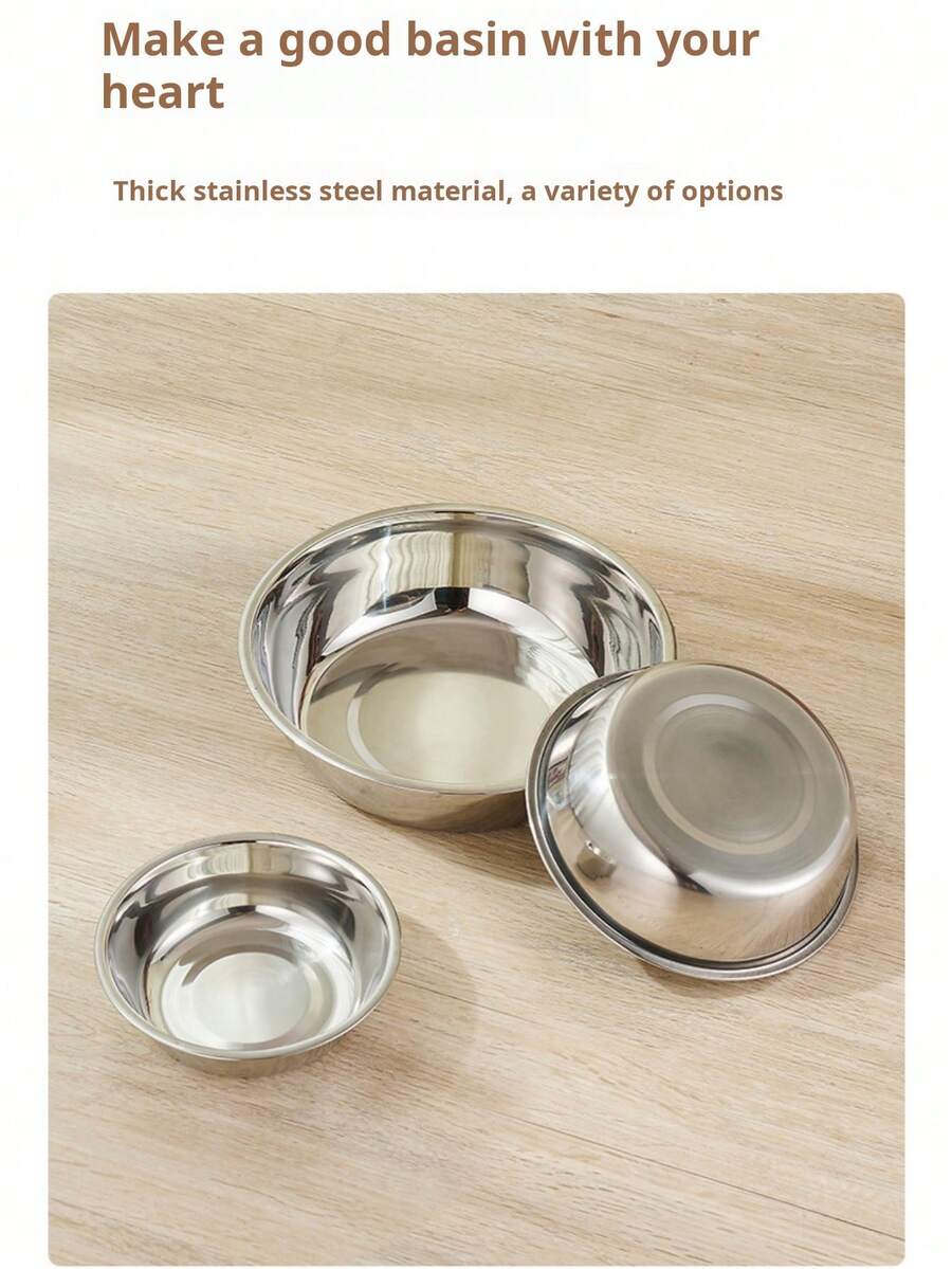 Silver stainless steel pet bowl for dogs and cats with an easy to clean and anti-bite durable design.