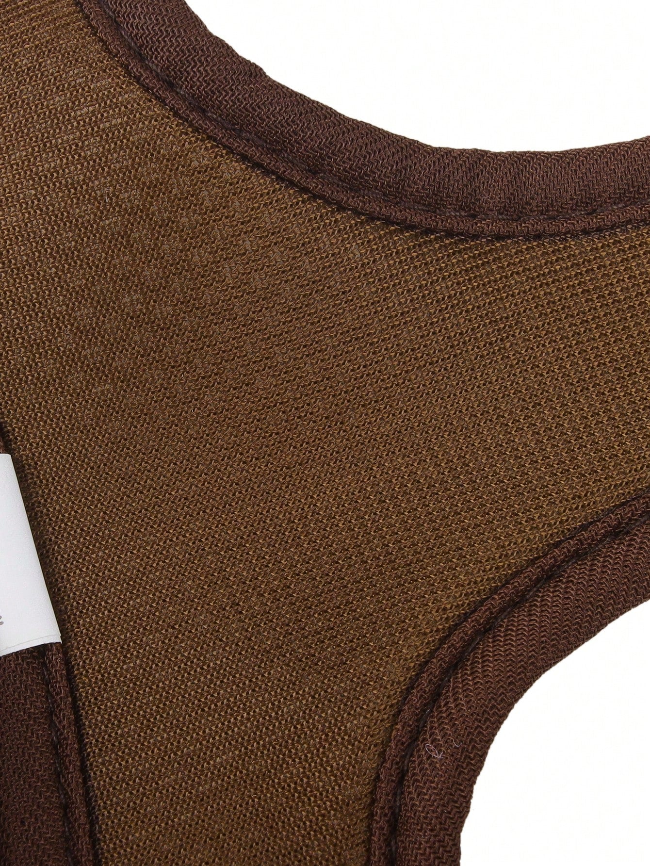Coffee brown plaid pet harness and leash set made from breathable polyester with reflective strips, suitable for cats and dogs during outdoor walking and night use.
