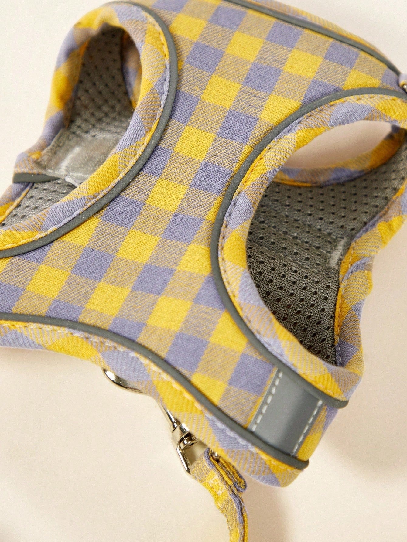 Yellow plaid breathable vest-style dog harness leash set for small and medium cats or dogs, made from polyester for outdoor use