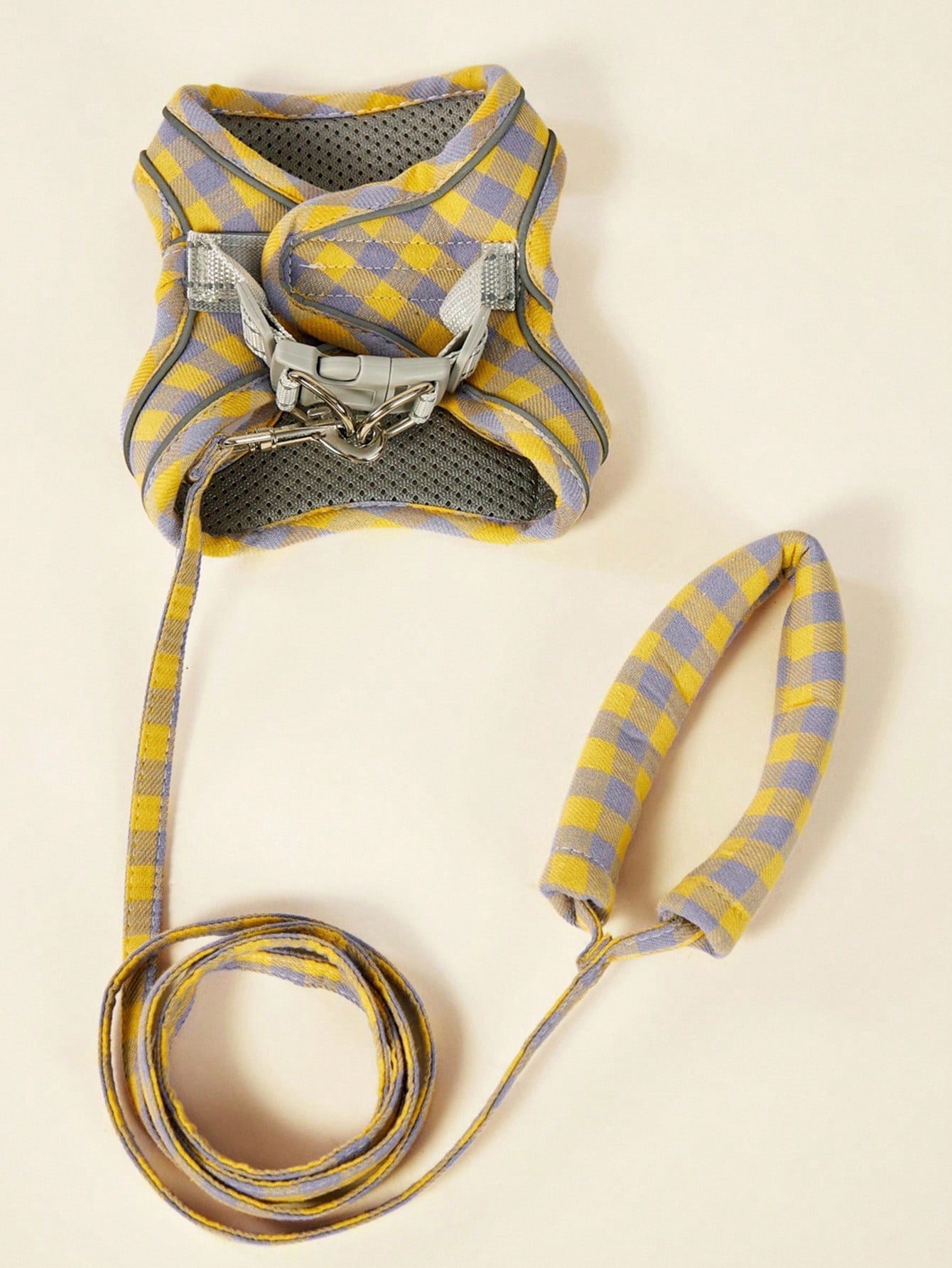 Yellow plaid breathable vest-style dog harness leash set for small and medium cats or dogs, made from polyester for outdoor use