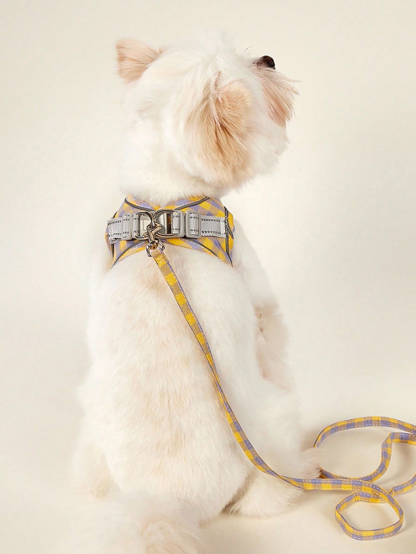 Yellow plaid breathable vest-style dog harness leash set for small and medium cats or dogs, made from polyester for outdoor use