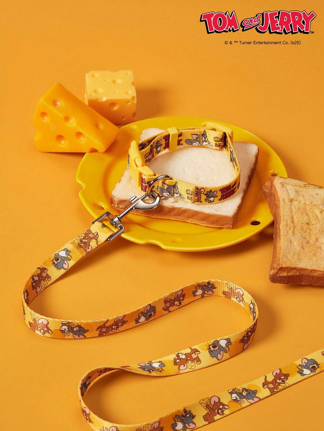Yellow polyamide dog collar with Halloween cartoon print and quick-release buckle for small and medium dogs