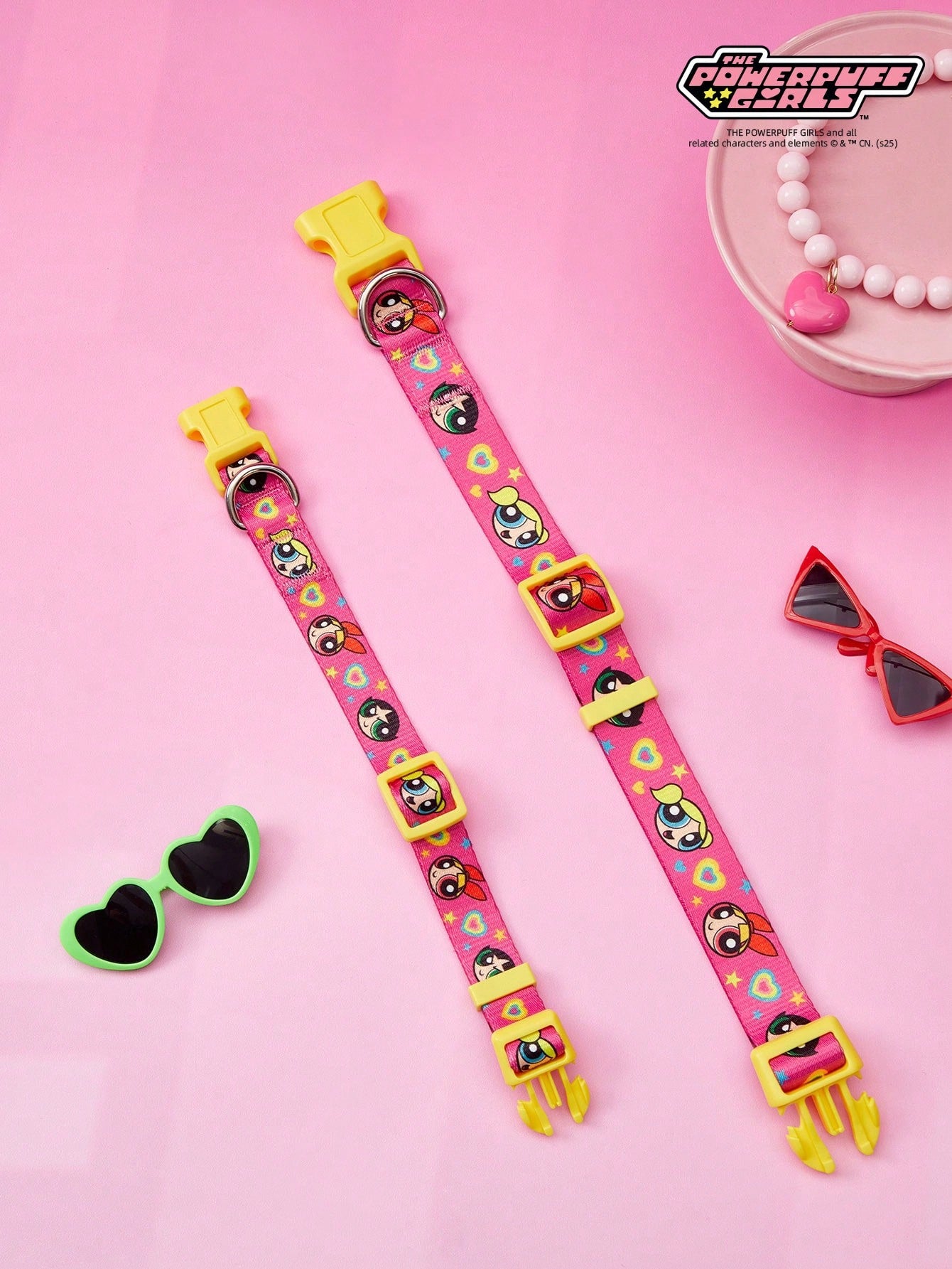 Multicolor strawberry plaid printed polyester pet harness and leash set for cats and dogs