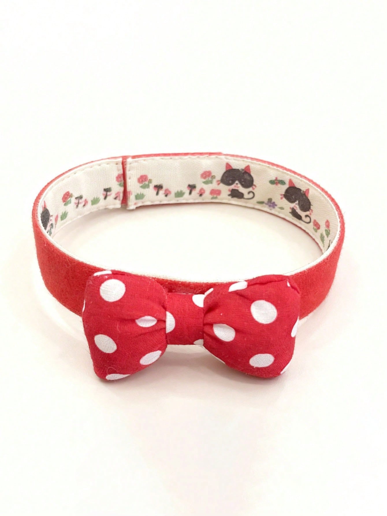 Multicolor polyester polka dot pet collar scarf for cats and dogs with festive decorative styling