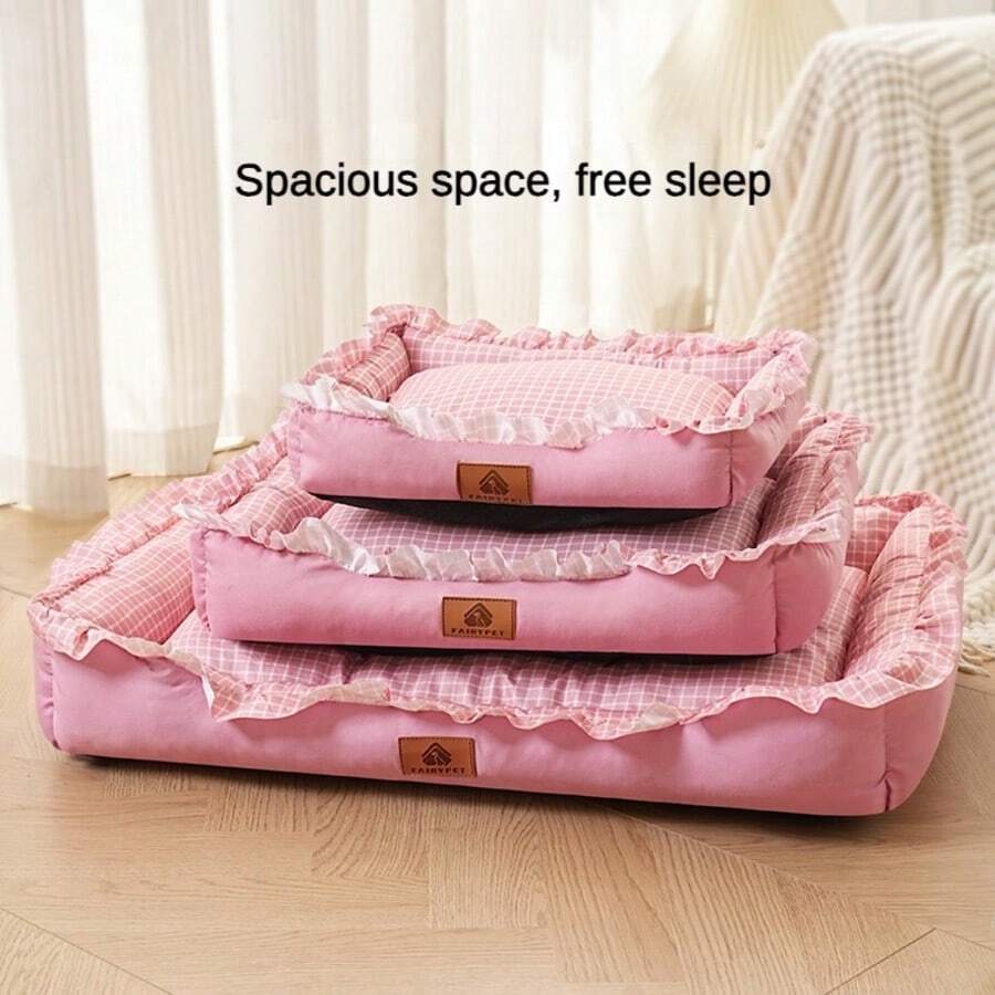 Plaid trimmed soft cooling pet bed mat for cats and dogs made of 100% polyester