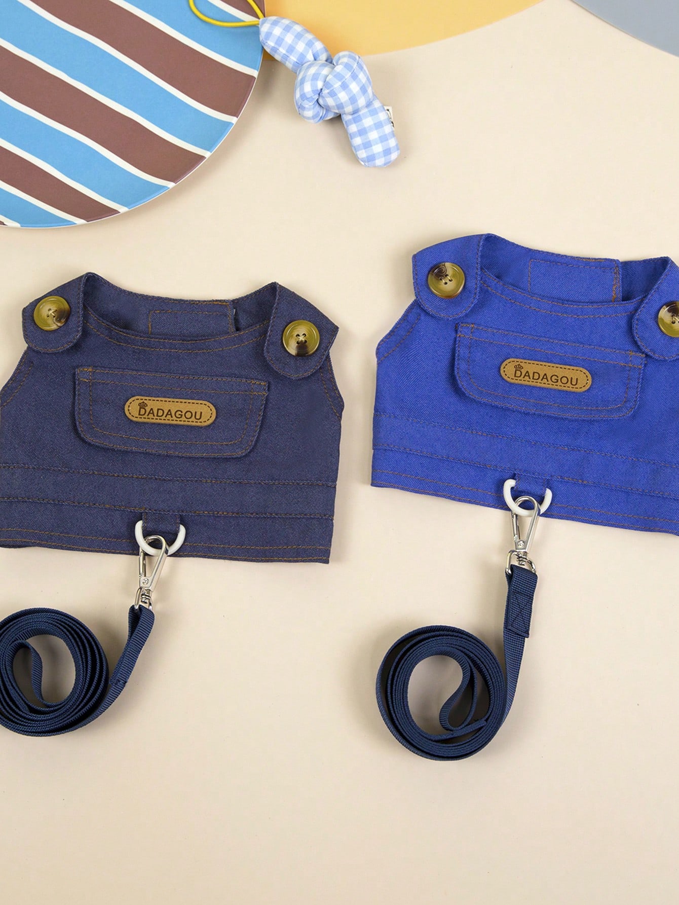Multicolor fabric pet harness skirt with matching leash set featuring a cartoon pattern for cats and dogs.