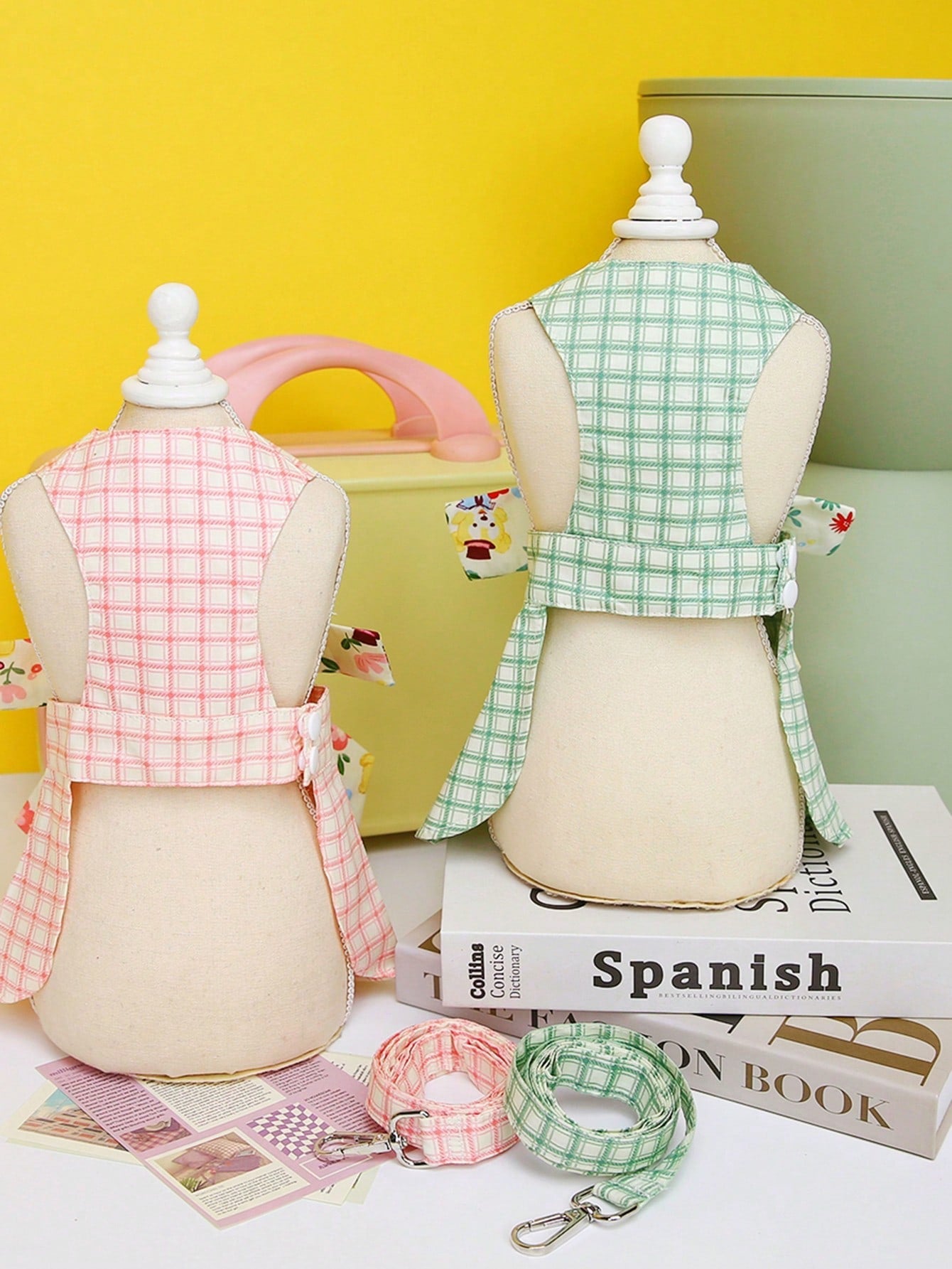 Pet harness skirt set with leash for cats and dogs, featuring a chest and back strap design with sweet princess skirt styling for walking.