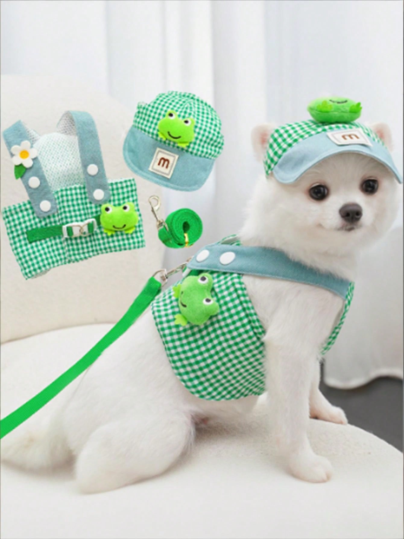 Multicolor polyester pet harness and leash set with cute frog pattern for cats and dogs, designed for outdoor walks, travel, hiking, and daily wear.