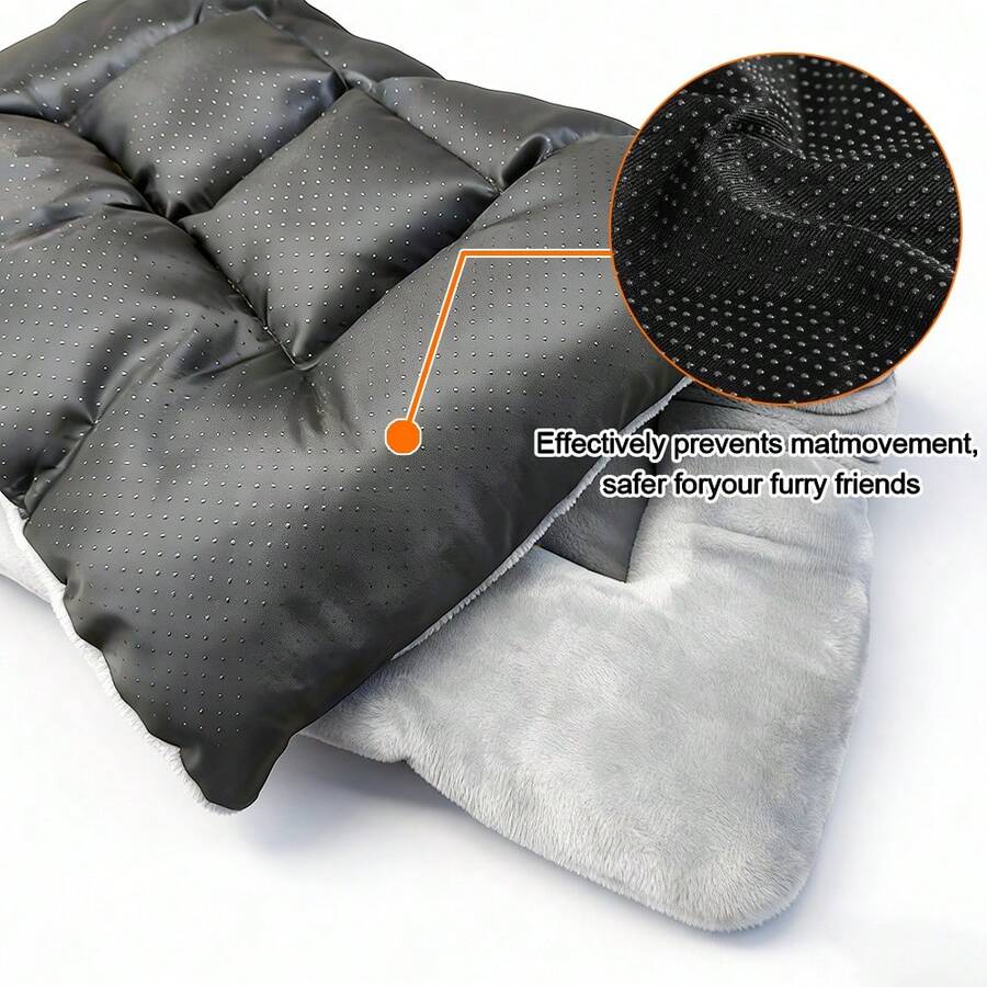 Black colorblock plaid flannel plush pet crate mat cushion with anti-slip bottom for dogs and cats