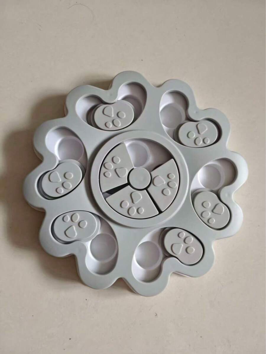 Multicolor PP plastic interactive dog puzzle slow feeder bowl for dogs and cats.