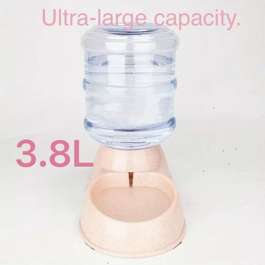 3.8L large-capacity dog feeder made of PP material for pet feeding.