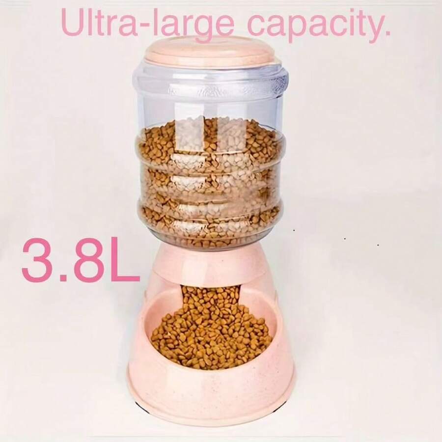 3.8L large-capacity dog feeder made of PP material for pet feeding.