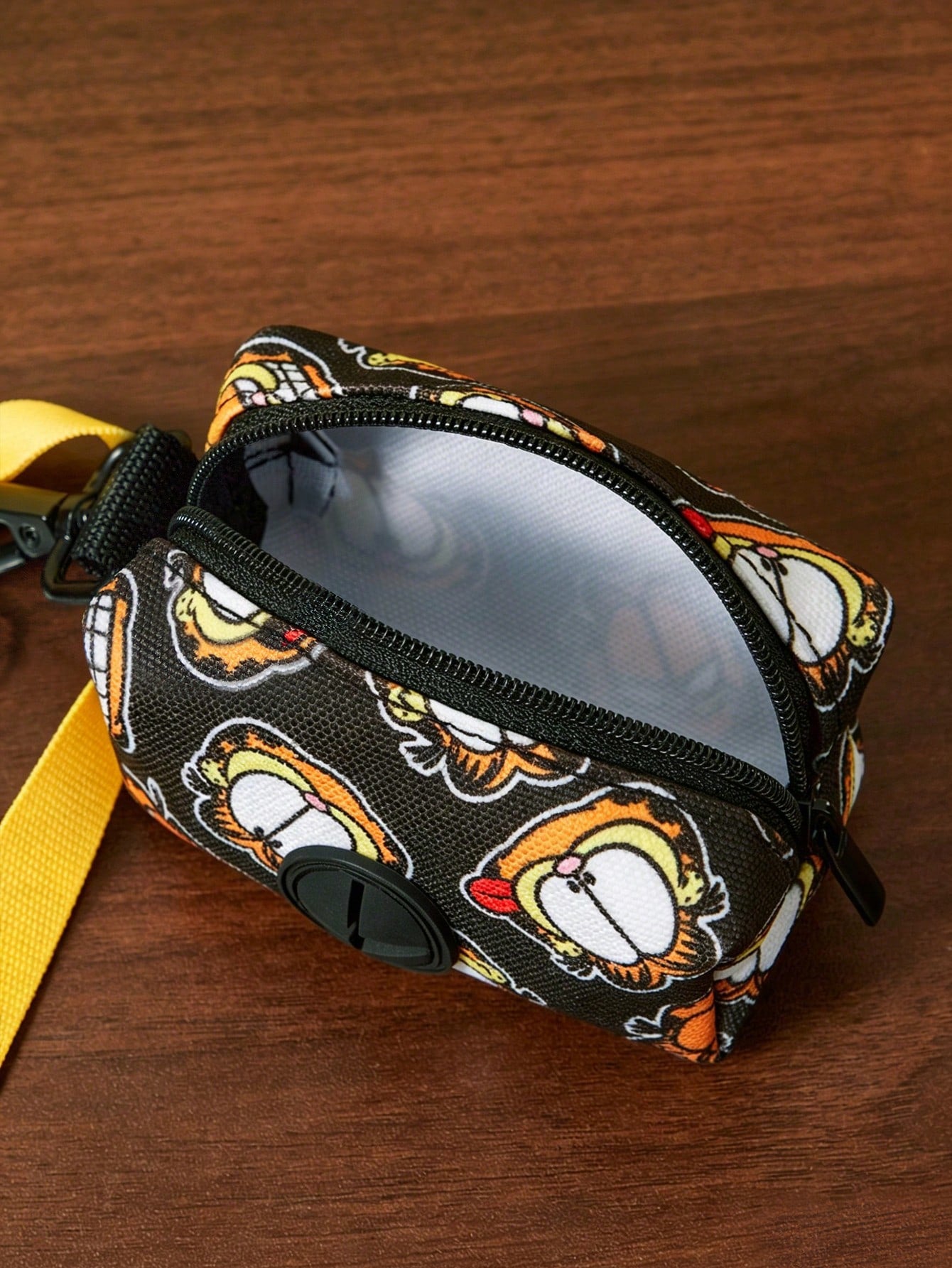 Multicolor cartoon pattern pet collar and leash set with adjustable polyester straps and portable storage bag for cats and dogs
