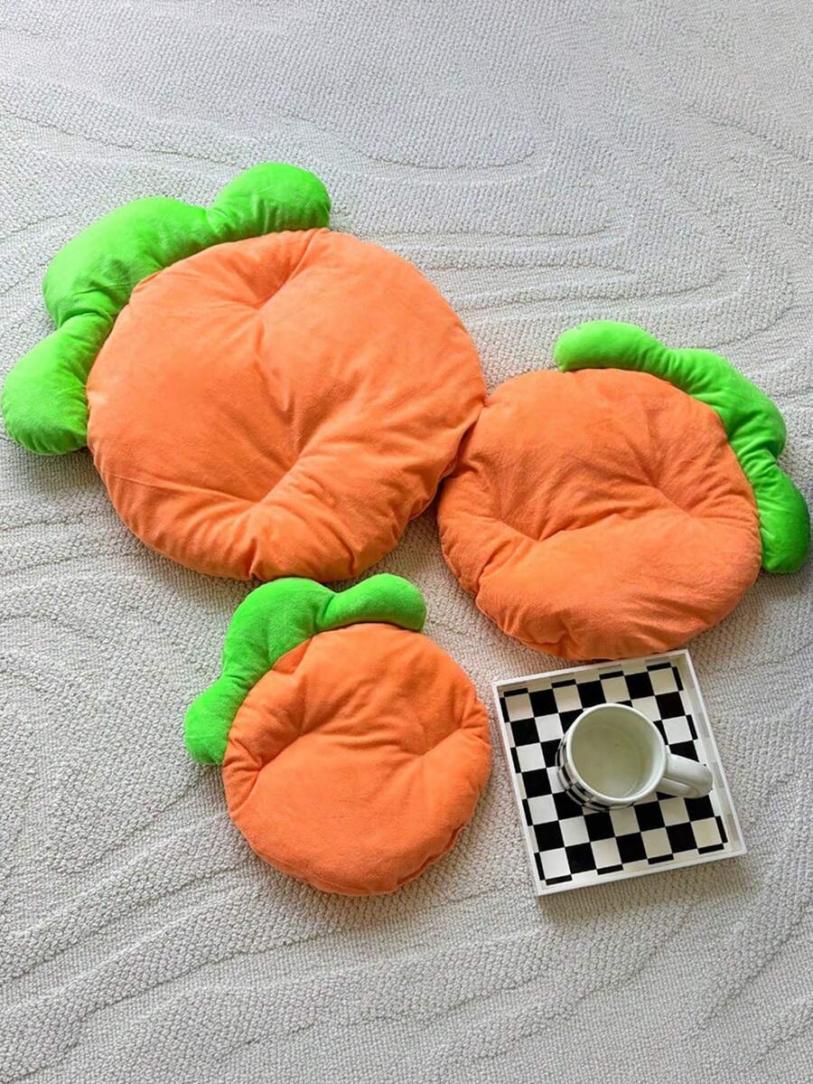 Carrot shaped soft plush pet bed cushion for rabbits and small animals