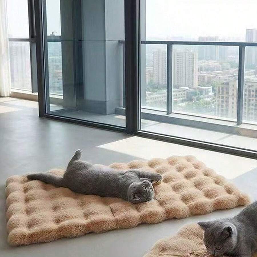 Multicolor plush pet bed mat with cartoon pattern for dogs and cats