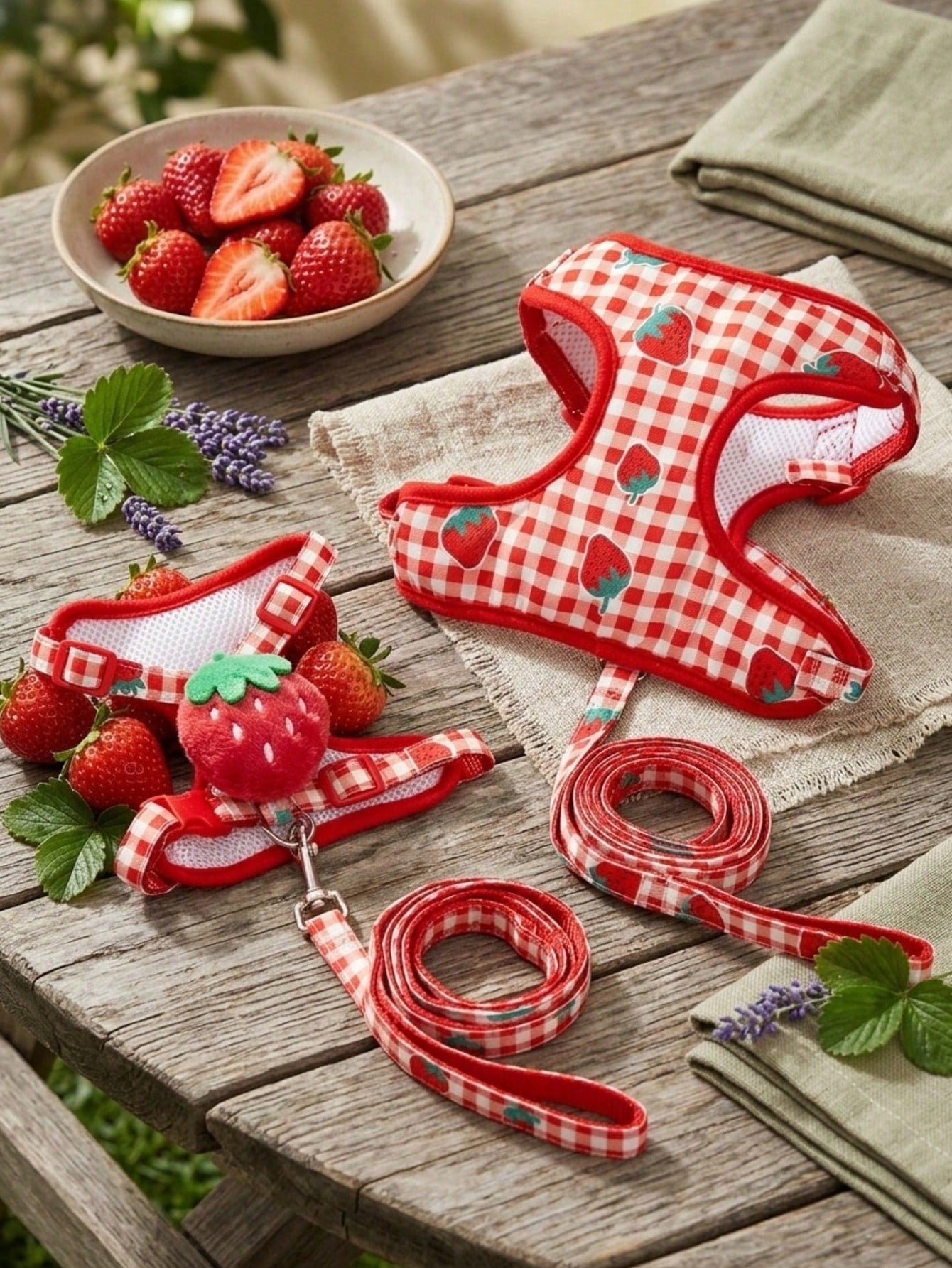 Multicolor strawberry plaid pet harness and leash set for cats and dogs with Christmas pattern print