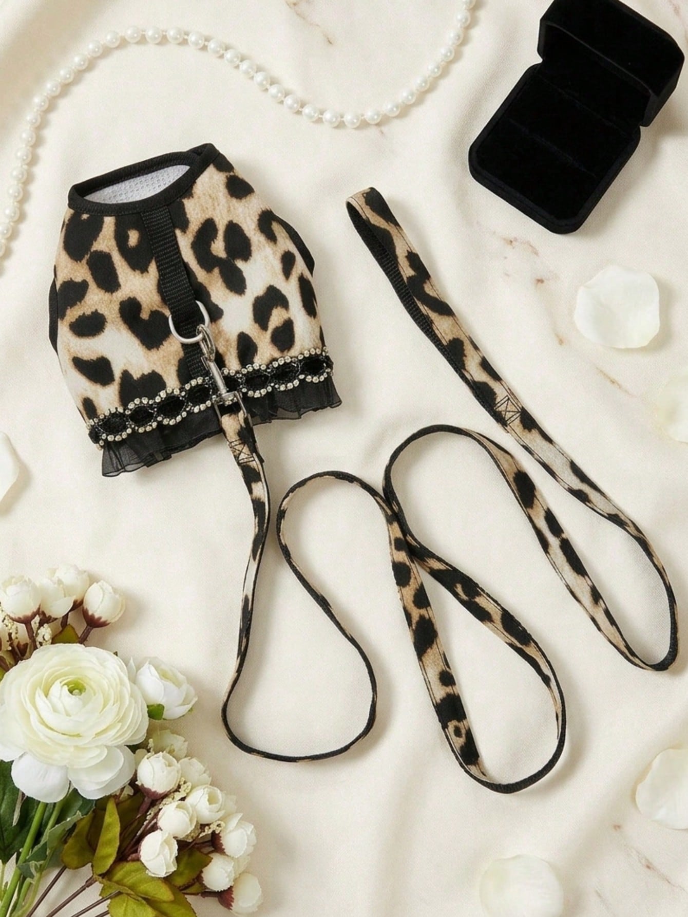 Multicolor leopard print lace edged bra cup style pet collar and leash set for cats and dogs in polyester