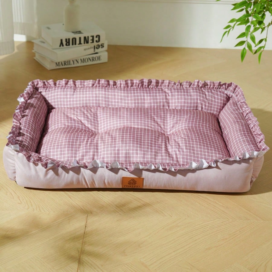 Soft purple plaid colorblock pet sleeping mat cushion for cats and dogs.